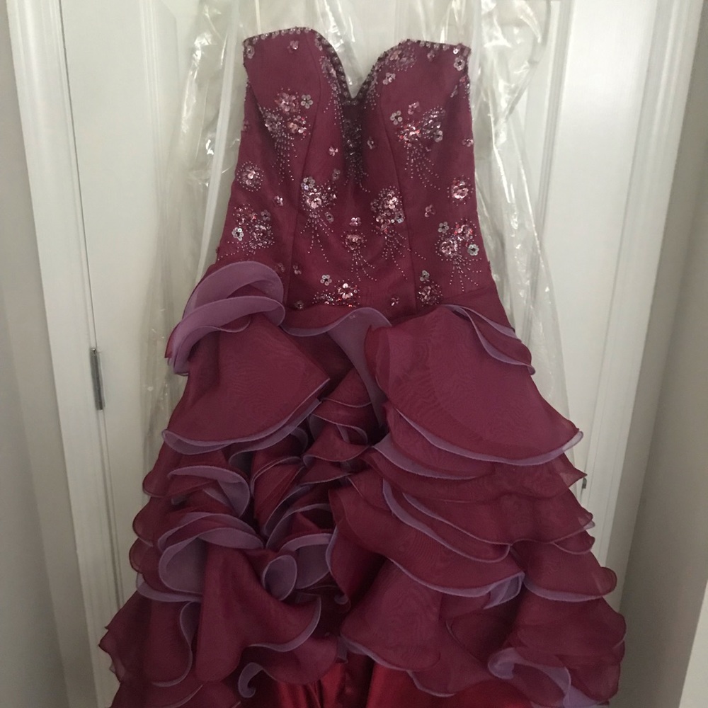 Amelie prom dress size 6
